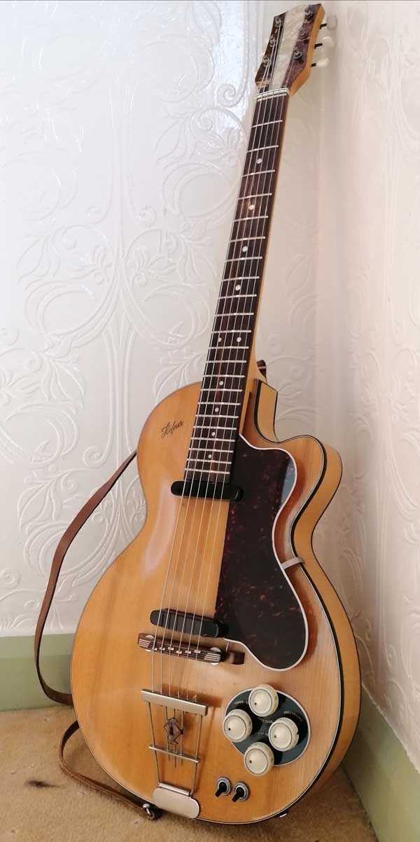 Early Hofner Club 50